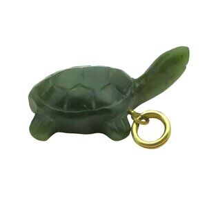 Vintage 12K Gold Filled Carved Green Jade Turtle Good Luck Charm Pendant
